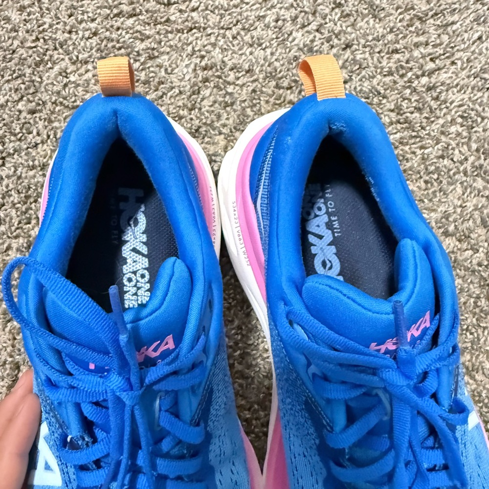 HOKA bondi 8 Women's Blue Running Shoes with Pink Accent - Picture 6 of 10